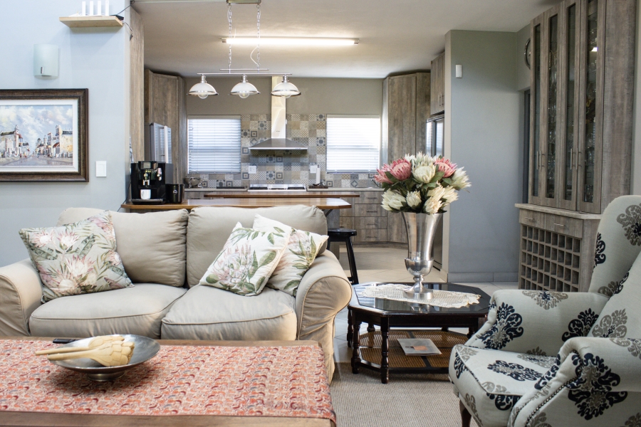 7 Bedroom Property for Sale in Melodie North West